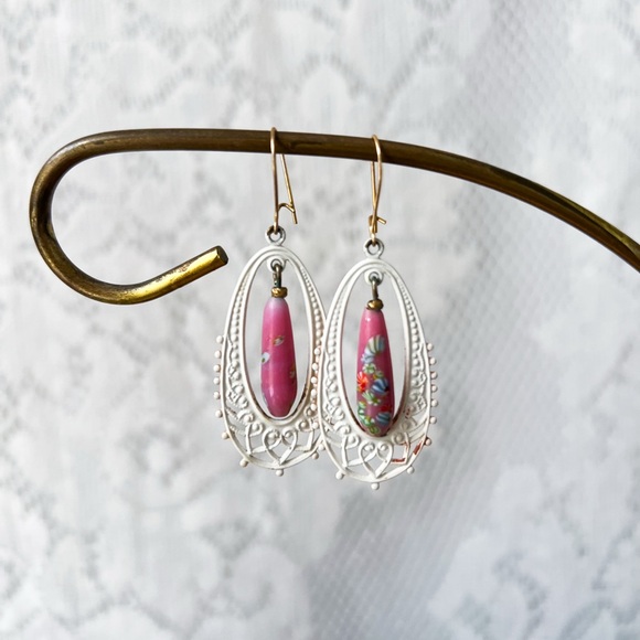 Vintage Jewelry - Vintage Hand-Painted Pink Floral Filigree Earrings